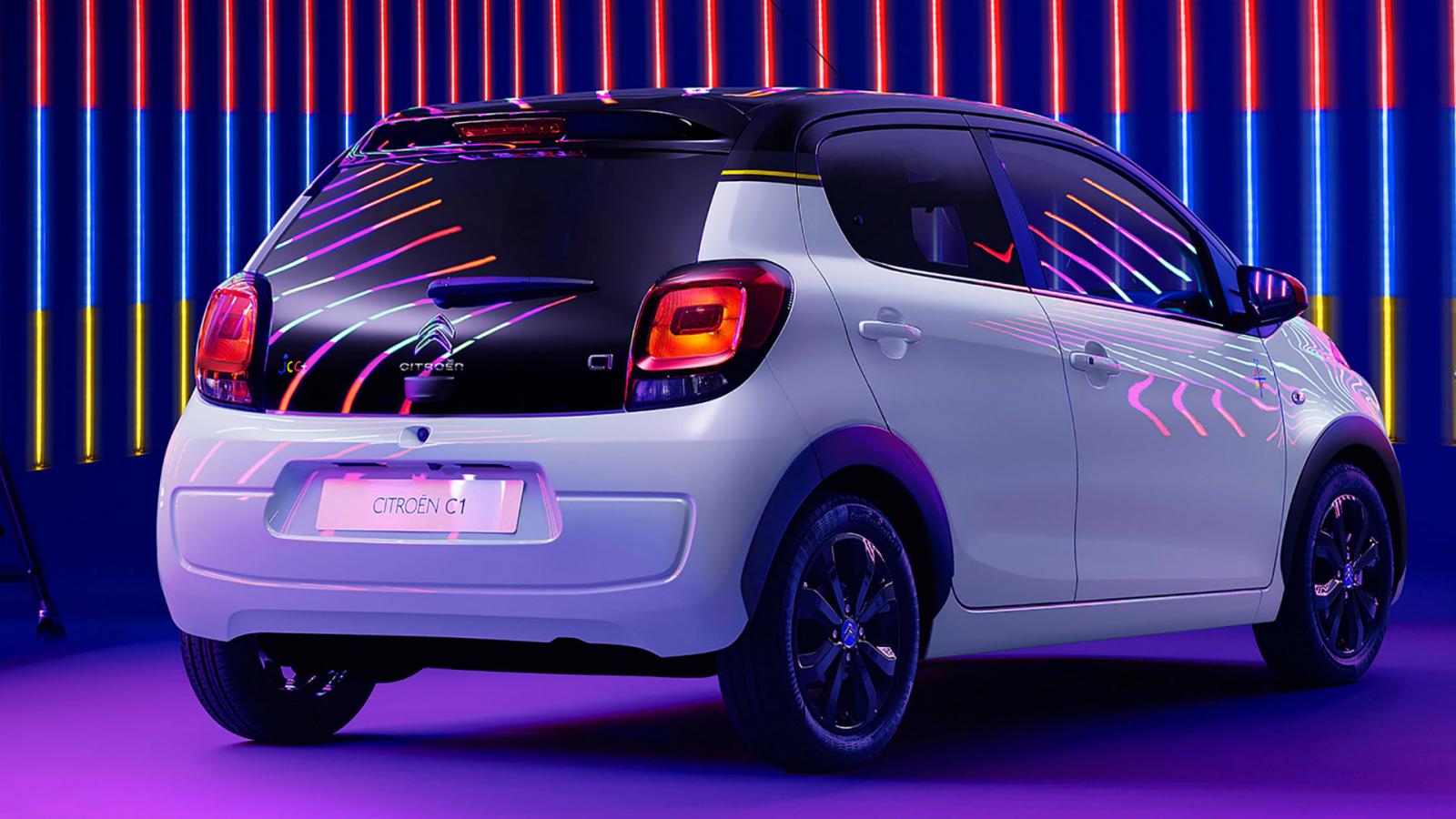 Tο Citroen C1 JCC + είναι ο ορισμός του design 